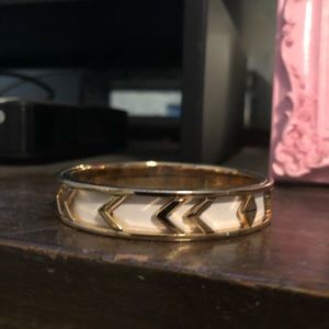 House of Harlow 1960 Aztec bangle